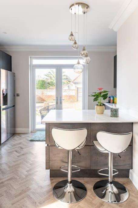 Home By The Sea In Rustington Eksteriør bilde