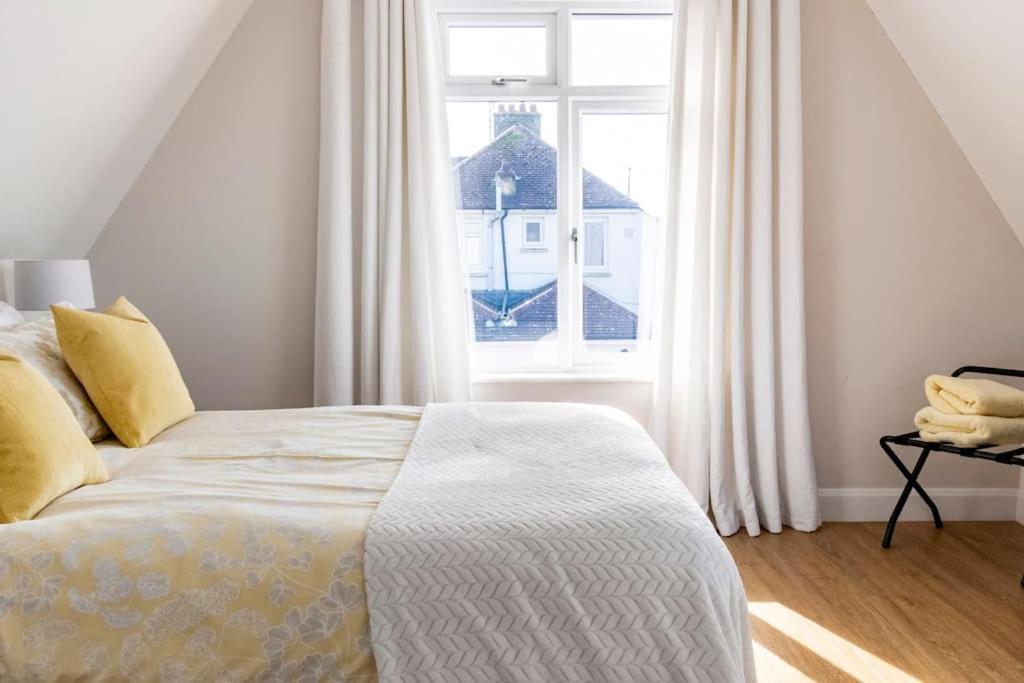 Home By The Sea In Rustington Eksteriør bilde